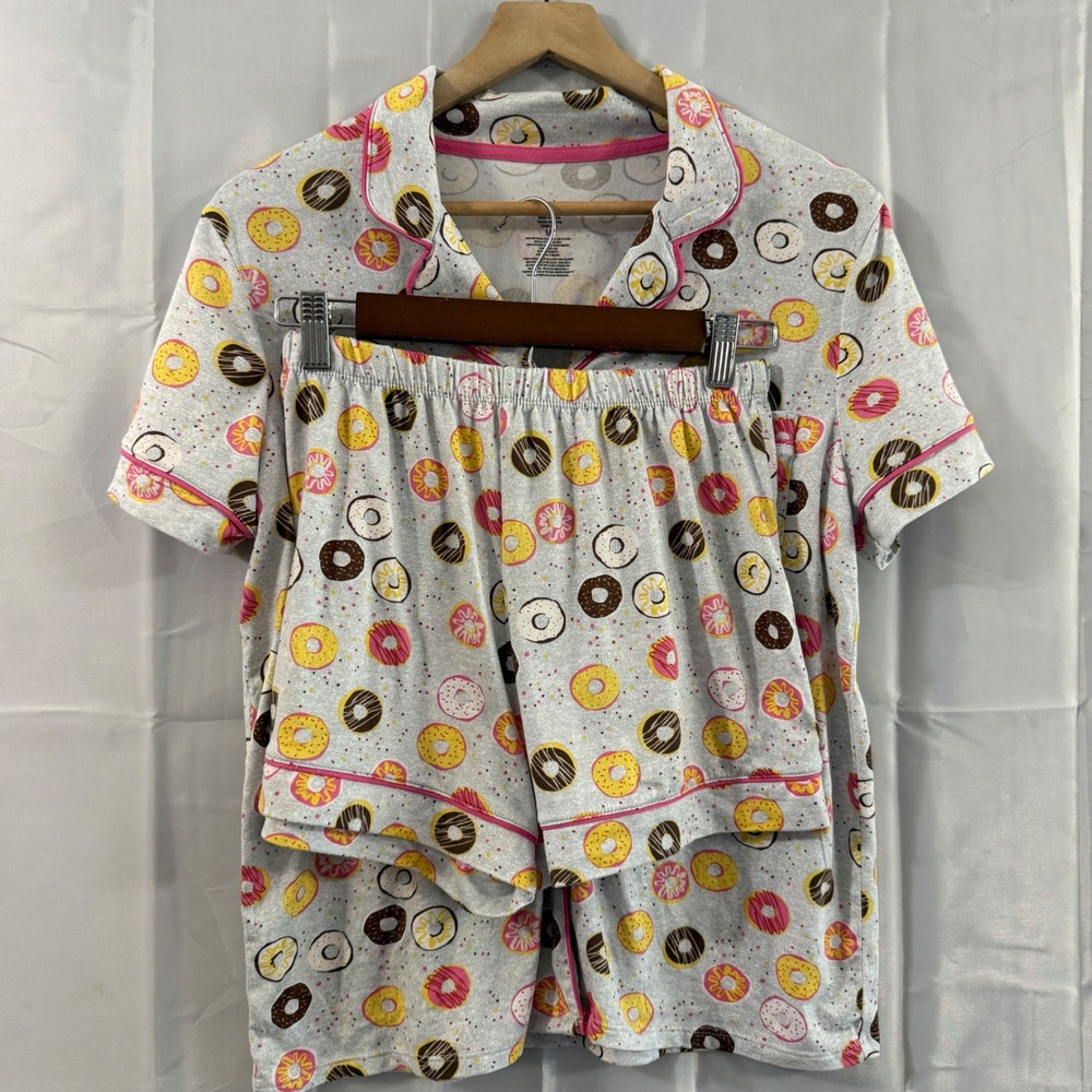 Derek Heart Womens Pajama Set‎ Gray Donut Print Short Sleeve Shirt Shorts M pjs